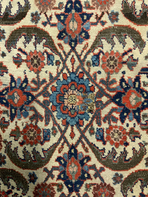 Sanandaj oversize antique kelleigh carpet (576 x 199cm)