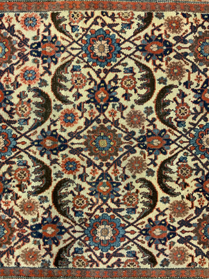 Sanandaj oversize antique kelleigh carpet (576 x 199cm)