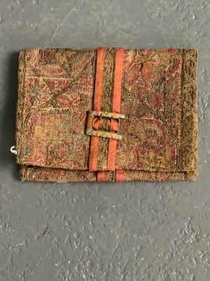 Clasp purse from Kashmir shawl (19 x 14cm)