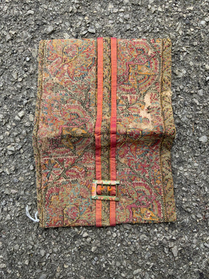 Clasp purse from Kashmir shawl (19 x 14cm)
