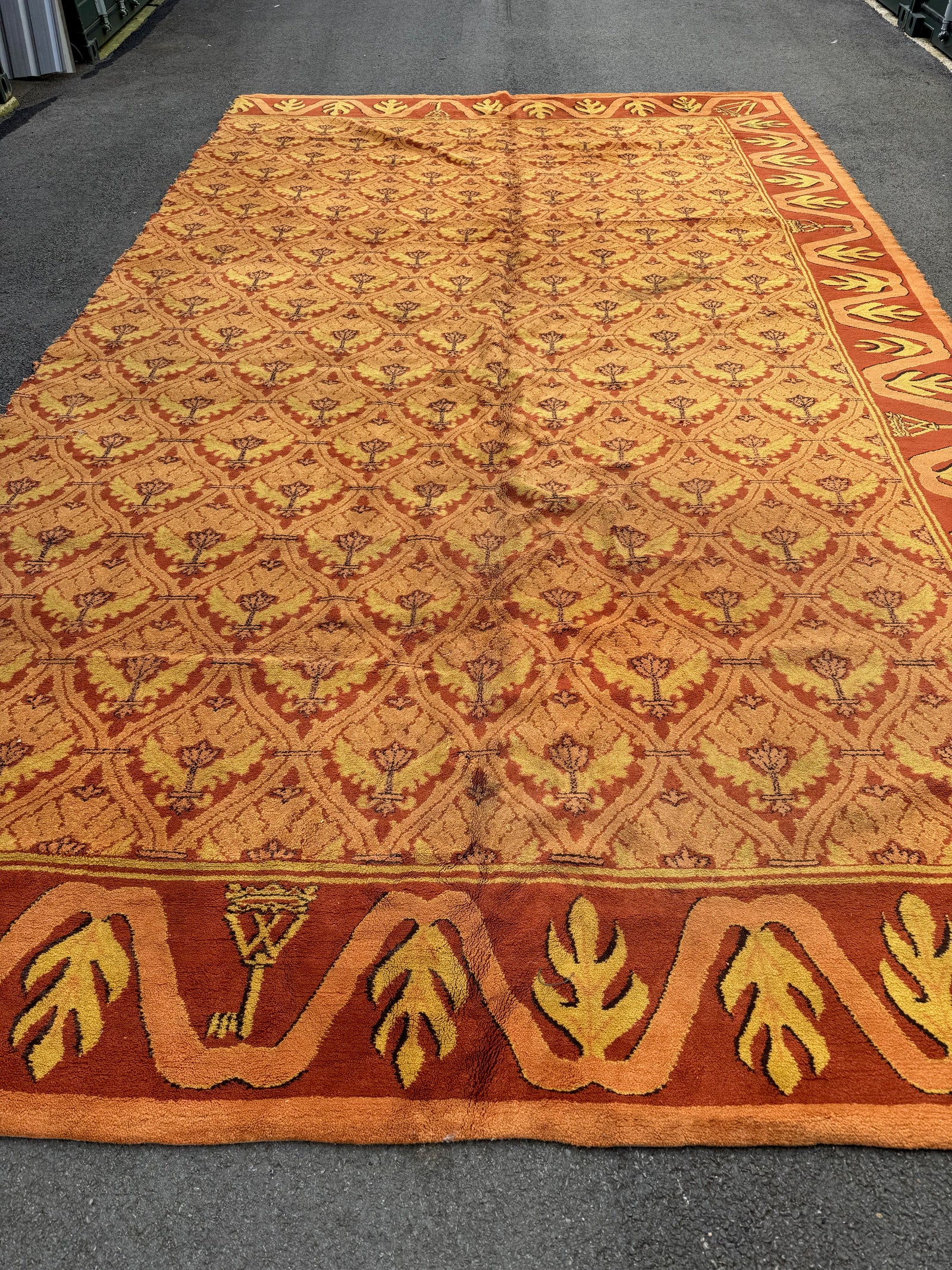 Real Fábrica de Tapices Spanish oversize carpet suite (sizes as plan)