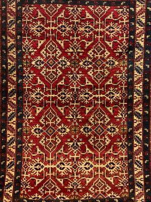 Ardabil rug with a Turkish variant 'Lotto' design (165 x 115cm)