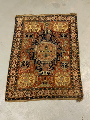Caucasian antique Shirvan rug with soumak design (165 x 125cm)