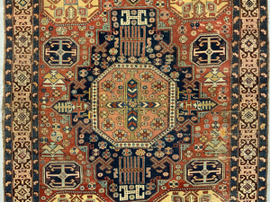 Caucasian antique Shirvan rug with soumak design (165 x 125cm)