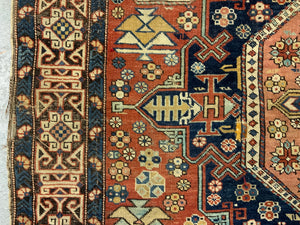 Caucasian antique Shirvan rug with soumak design (165 x 125cm)
