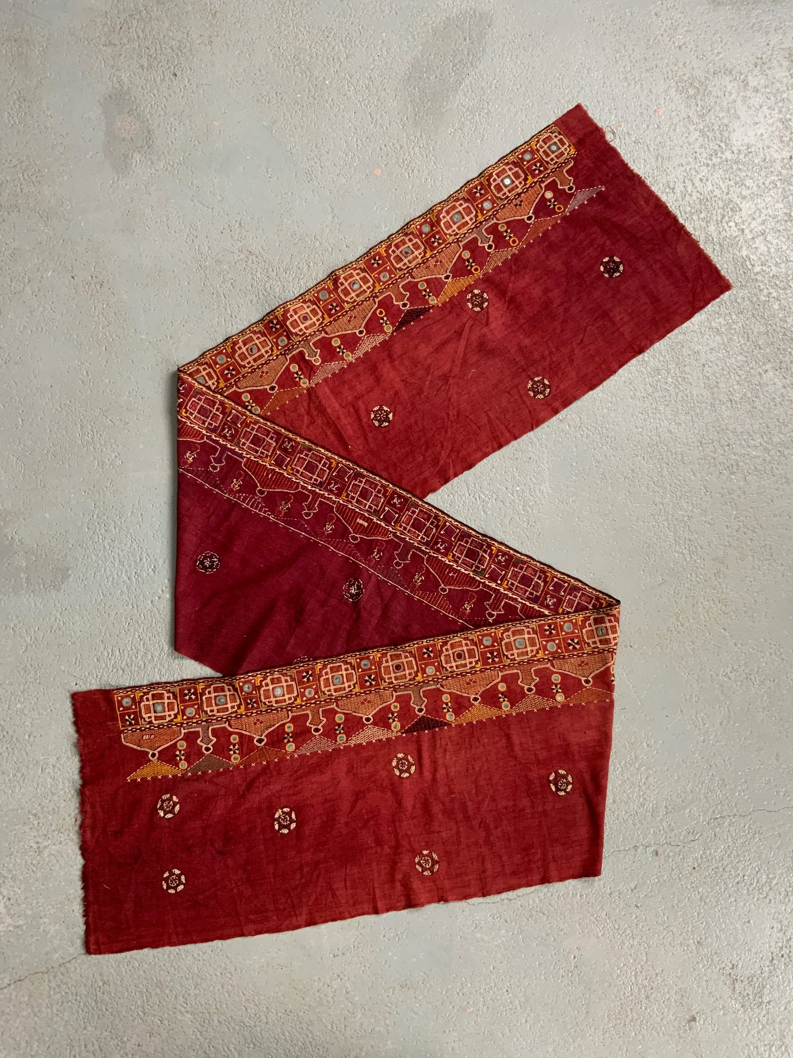 Indian antique Gujarat embroidery trim (295 x 46cm)