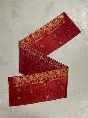 Indian antique Gujarat embroidery trim (295 x 46cm)