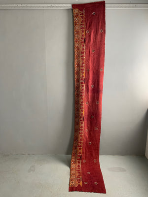 Indian antique Gujarat embroidery trim (295 x 46cm)