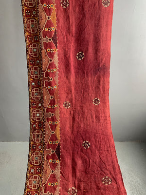 Indian antique Gujarat embroidery trim (295 x 46cm)