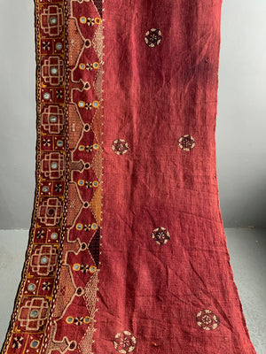 Indian antique Gujarat embroidery trim (295 x 46cm)
