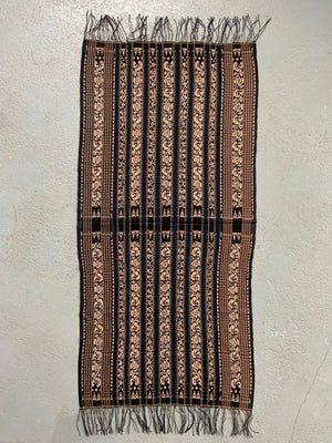 Roti Indonesian ikat cloth (132 x 64cm)