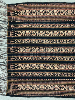 Roti Indonesian ikat cloth (132 x 64cm)