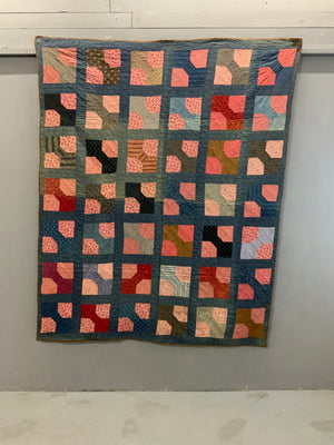 English antique fine North Country patchwork quilt (198 x 164cm)