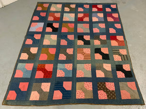 English antique fine North Country patchwork quilt (198 x 164cm)