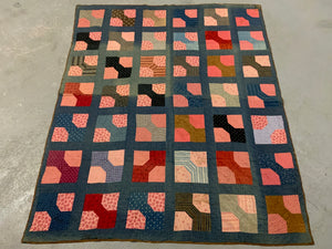 English antique fine North Country patchwork quilt (198 x 164cm)