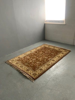 Indo-Persian rug (181 x 125cm)