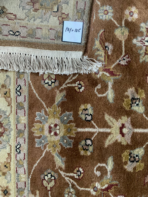 Indo-Persian rug (181 x 125cm)