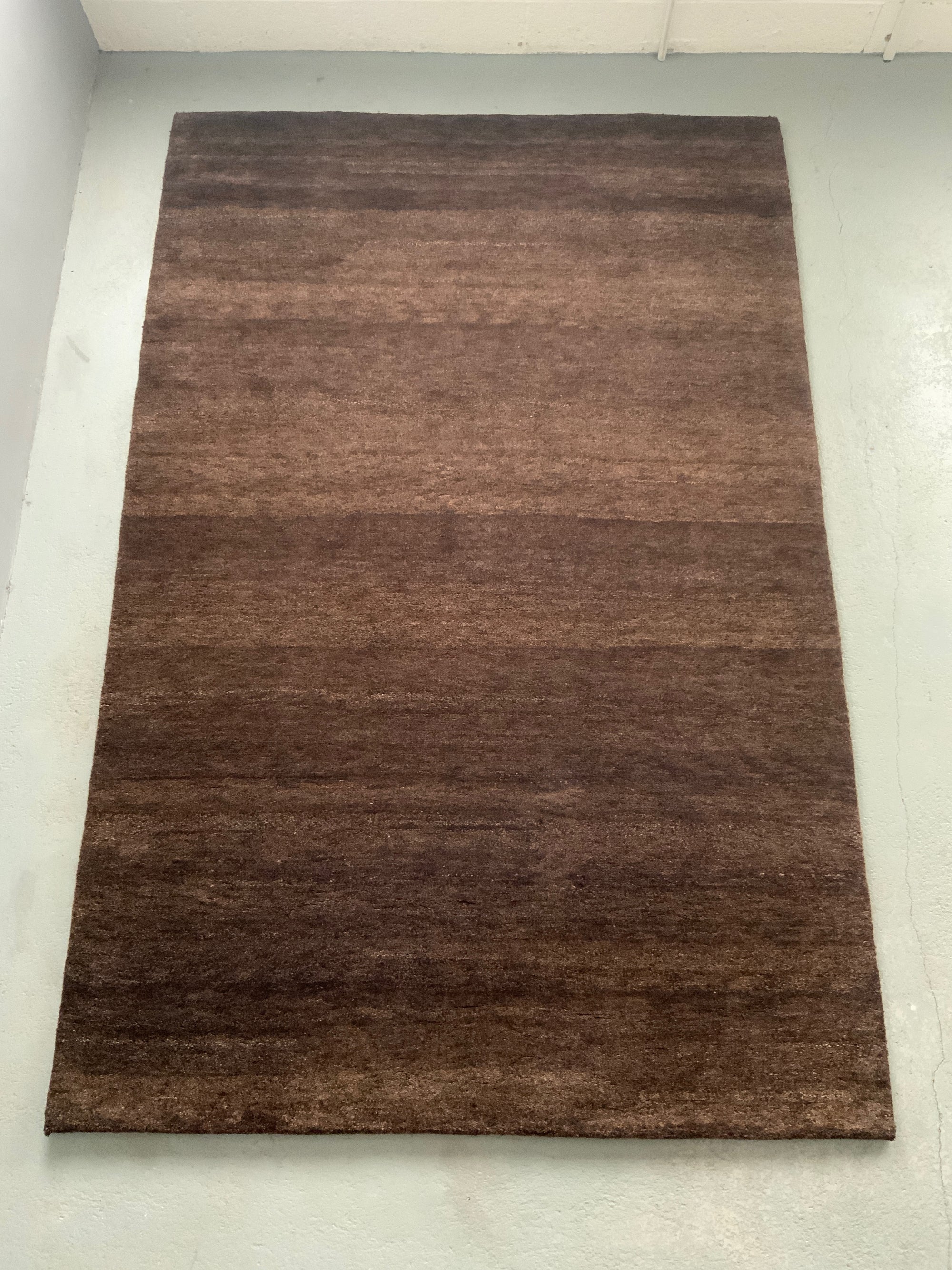 Indian gabbeh plain mottled tan rug (239 x 155cm)