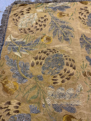 French antique brocade (117 x 76cm)