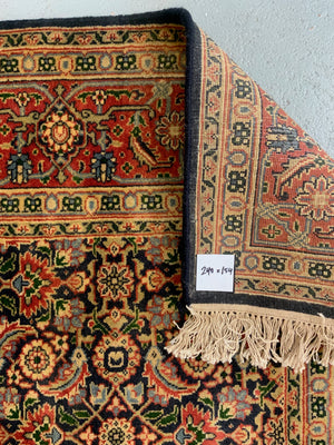 Indo-Persian Herati design rug (240 x 154cm)