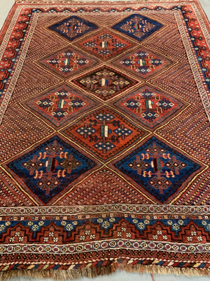 Afshar antique lattice design rug (169 x 136cm)
