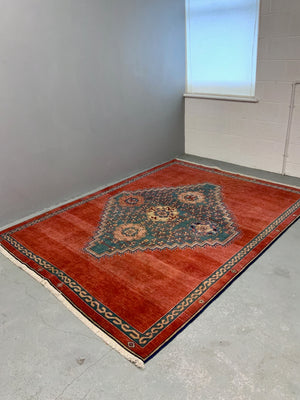 Turkish carpet (265 x 200cm)