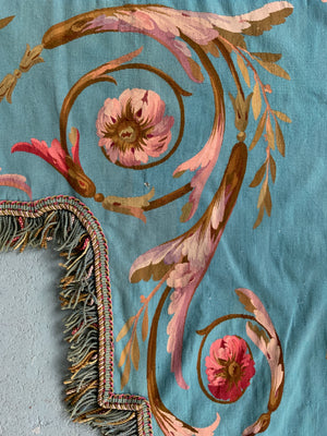 French antique Aubusson tapestry lit à baldaquin / pelmet (112 x 225cm)