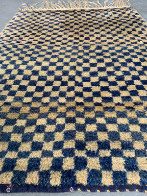 Turkish chequered Tulu rug (140 x 98cm)