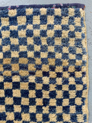 Turkish chequered Tulu rug (140 x 98cm)
