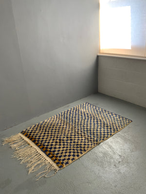 Turkish chequered Tulu rug (140 x 98cm)