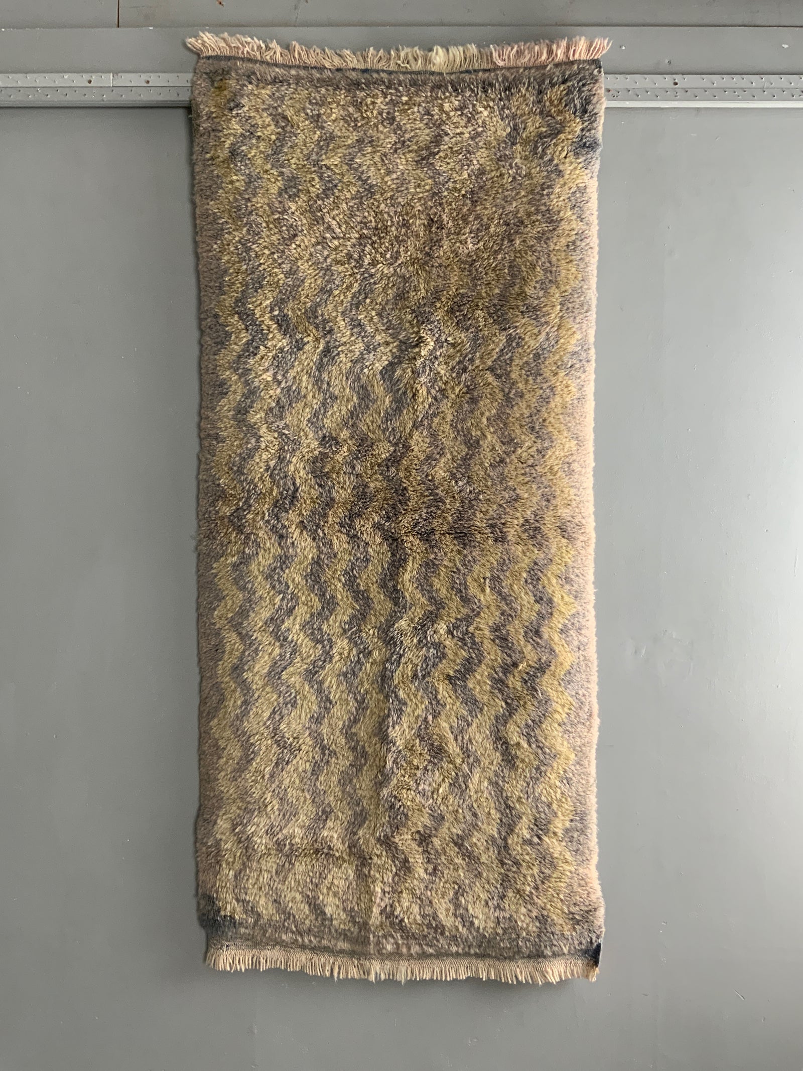 Turkish Tulu rug (179 x 80cm)