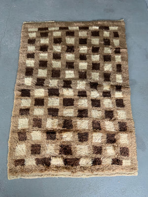 Turkish Tulu Karapinar rug (183 x 128cm)
