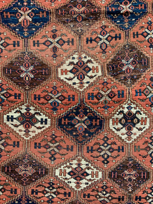 Afshar antique rug (197 x 144cm)