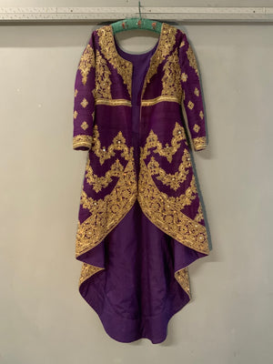 Indian ladies wedding costume (?) [2]