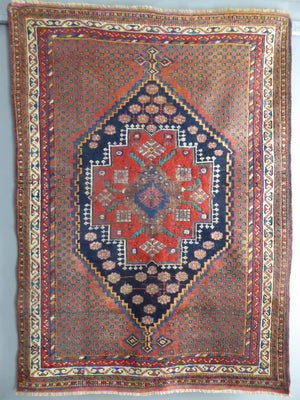 Afshar antique medallion design rug (179 x 131cm)