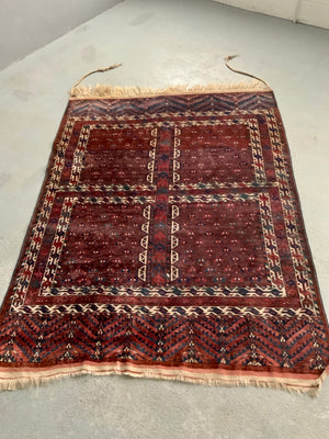Turkmen Yomut antique ensi rug (174 x132cm)
