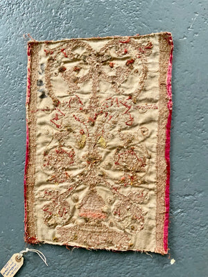 Italian late renaissance embroidery on velvet (33 x 22cm)