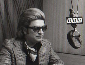 Turkish Isparta carpet in Art Deco design (263 x 180cm)