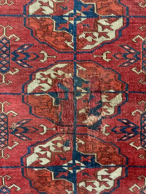 Turkmen Tekke antique small rug (120 x 96cm)