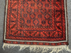 Balouch antique rug (198 x 108cm)