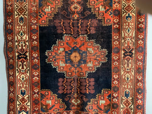 Afshar antique medallion rug (191 x 140cm)