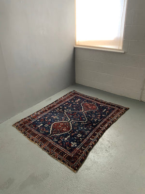 Khamseh Fars Shiraz rug (152 x 117cm)