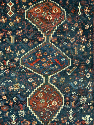 Khamseh Fars Shiraz rug (152 x 117cm)
