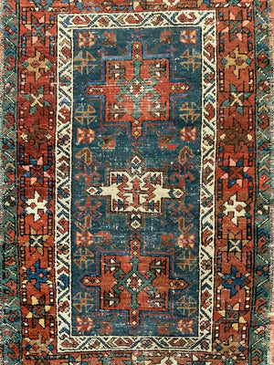 Karajah blue ground rug (122 x 81cm)