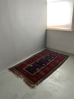 Balouch antique rug (178 x 109cm) *AF