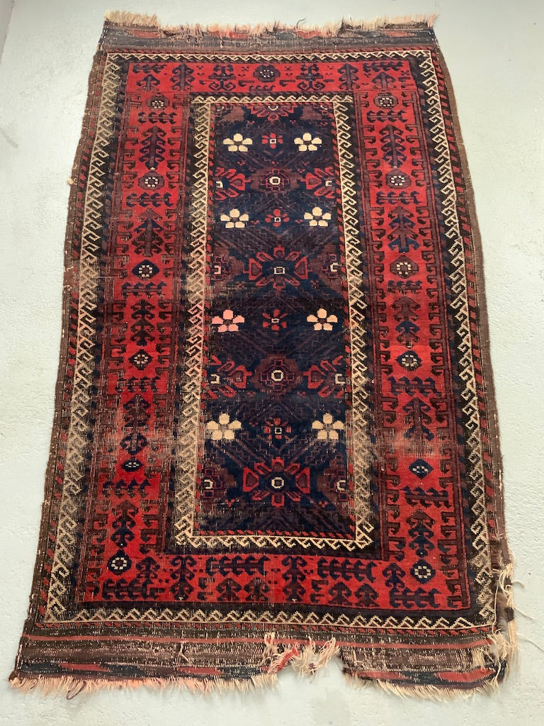 Balouch antique rug (178 x 109cm) *AF