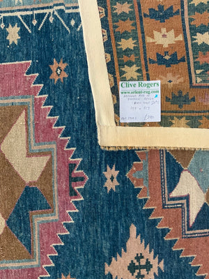 Caucasian Azerbaijan rug (155 x 117cm)