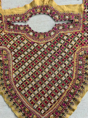 Kutch Memon aba marriage dress breast panel (106 x 83cm)
