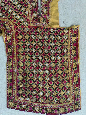Kutch Memon aba marriage dress breast panel (106 x 83cm)