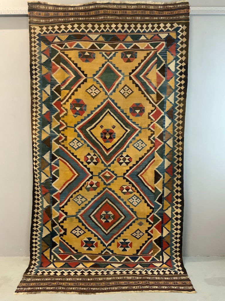 Shiraz Qashgai antique kilim (275 x 151cm)